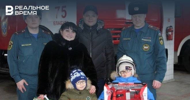 Загадавший желание Минниханову мальчик из Елабуги посетил пожарную часть