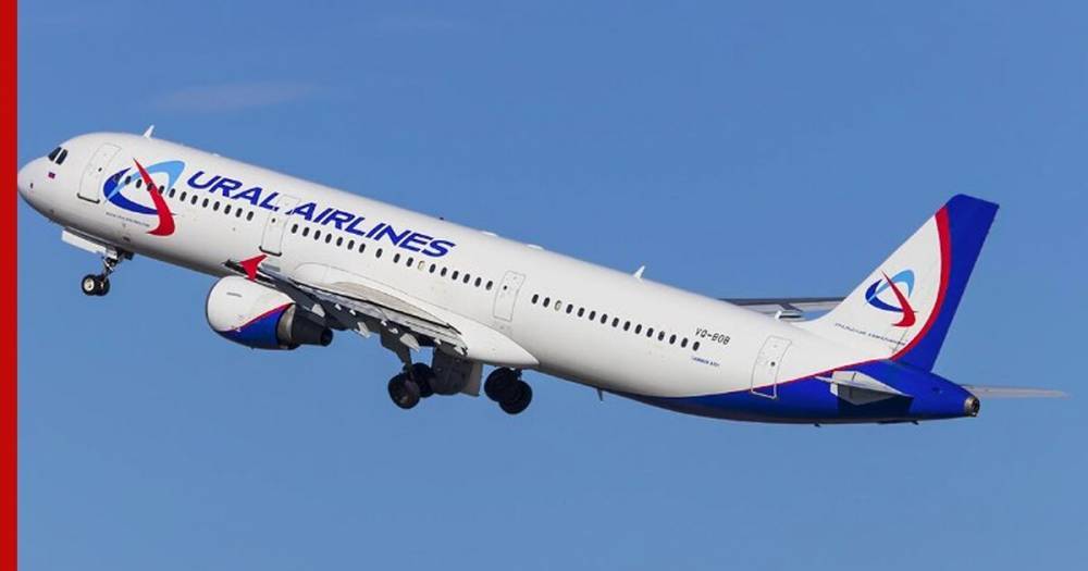 В Екатеринбурге пассажирский самолет готовится к вынужденной посадке