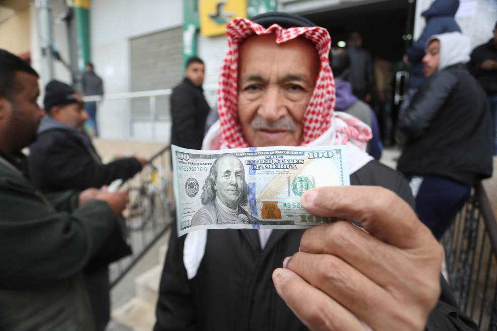 «Аль-Ахбар»: Израиль пустит на работу 15000 жителей сектора Газы