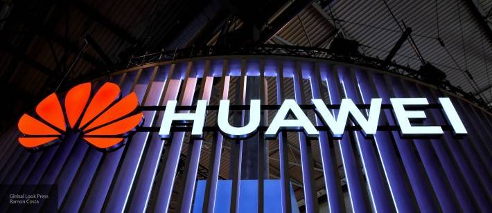 Власти Китая инвестировали £57 млрд в Huawei