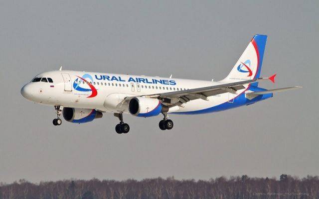 Рейс U62931, на котором сработал датчик неисправности, сел в Екатеринбурге