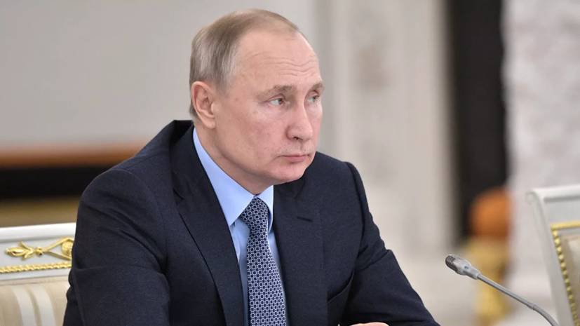 Путин подписал закон о повышении МРОТ с 2020 года