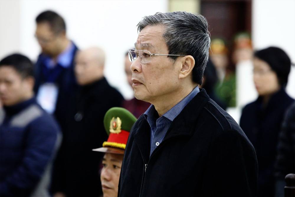 Бывшего министра информации Вьетнама приговорили к пожизненному сроку за коррупцию