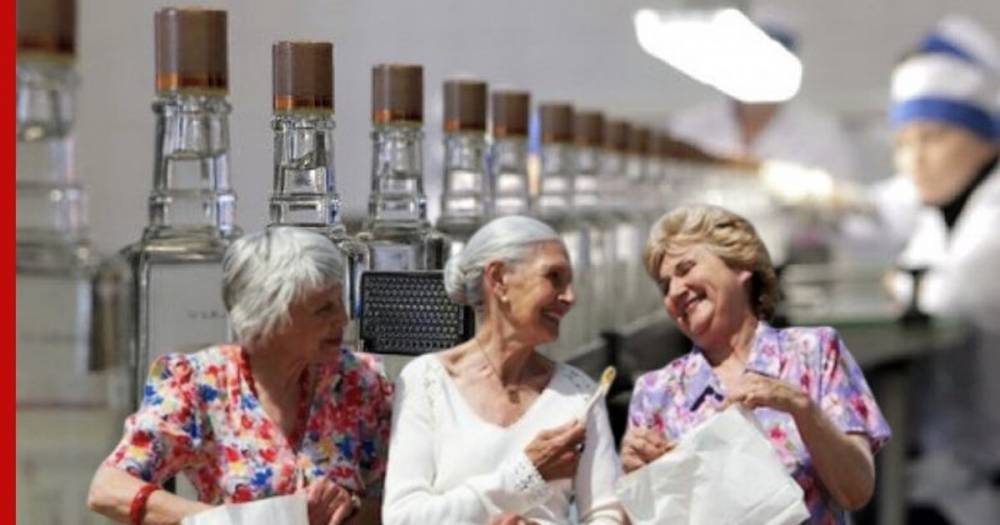 Три челябинские пенсионерки тайно запустили заброшенный ликеро-водочный завод