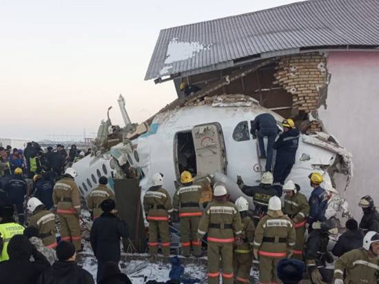 Новые подробности авиакатастрофы в Казахстане: самолет бился хвостом при взлете