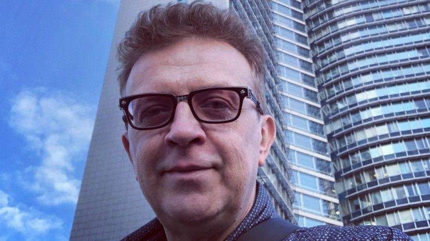 Певец Рома Жуков оштрафован за инцидент в аэропорту Нерюнгри