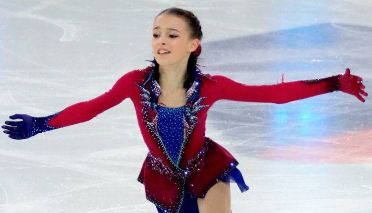 Чемпионат России по фигурному катанию второй год подряд выиграла Анна Щербакова (ВИДЕО)