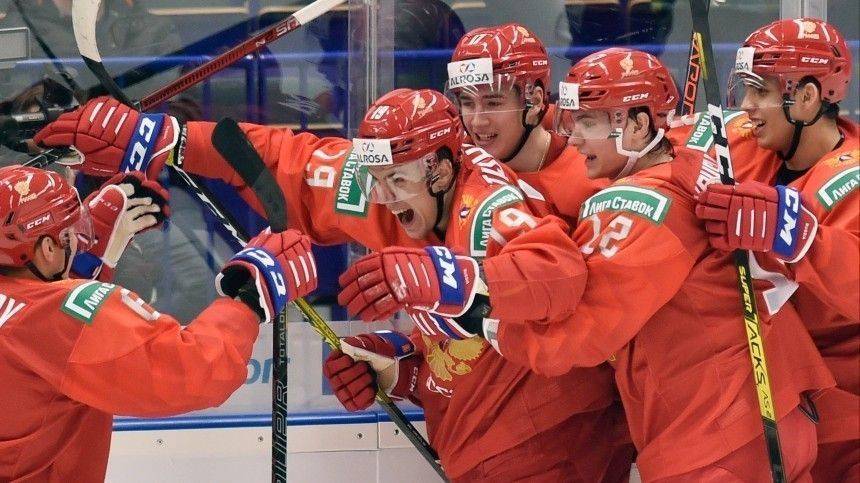 Россия с рекордным счетом разгромила Канаду на молодежном ЧМ по хоккею