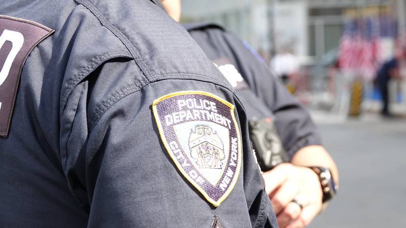 Несколько человек пострадали при атаке с ножом у синагоги в Нью-Йорке