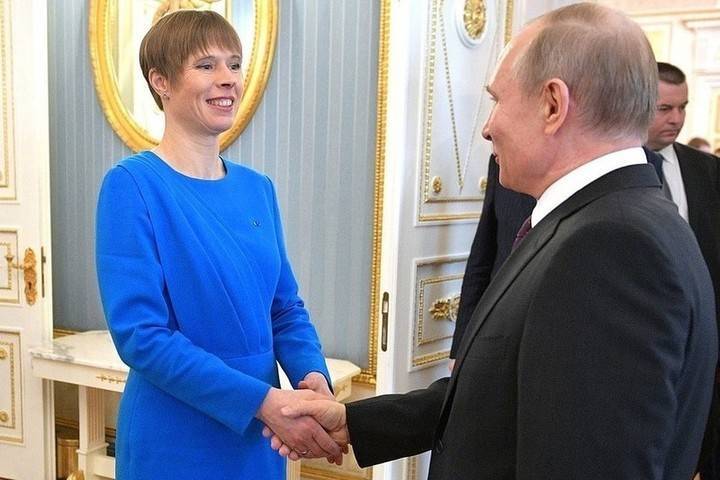 Президент Эстонии заявила, что ее внуки ходят в русский детсад