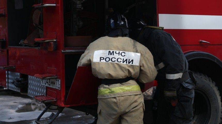 Два ребенка погибли, один отравился угарным газом при пожаре в Иркутской области