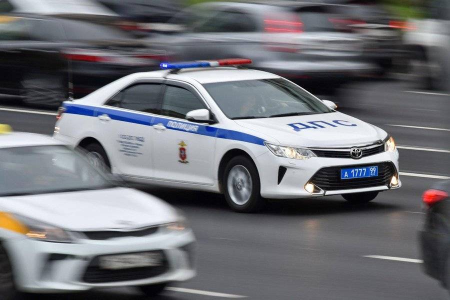 Полиция задержала безработного за рулем краденого КамАЗа за 6 млн рублей