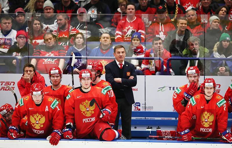 Хоккейный матч Россия-Канада закончился громким скандалом