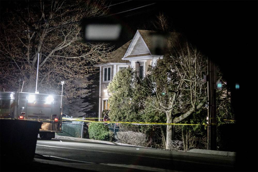 В пригороде Нью-Йорка мужчина напал с ножом на прохожих возле синагоги