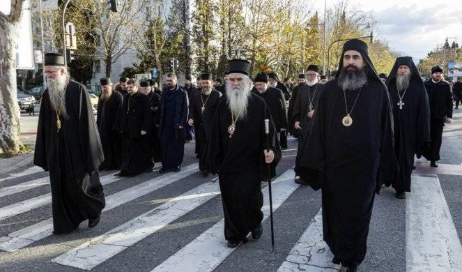 Церковь и верующие на Балканах сопротивляются гонениям правительства Черногории