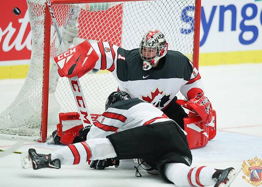 Сборная РФ приняла извинения канадских хоккеистов за инцидент во время гимна