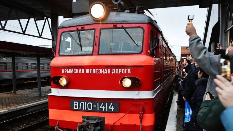Как Украина отомстила первым пассажирам поездов в Крым