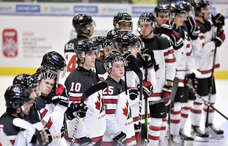 Российские хоккеисты приняли извинения канадцев за инцидент во время гимна