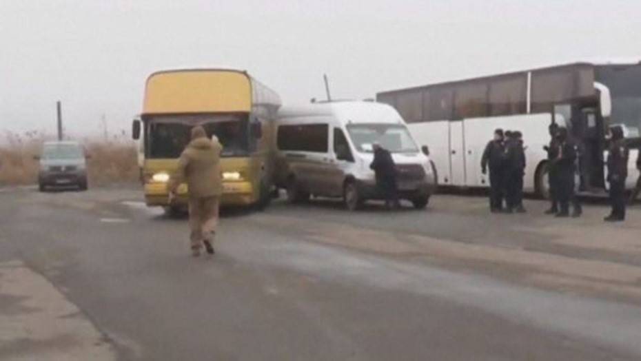 В Донбассе автобус с пленными на обмен попал в ДТП на КПП в Горловке