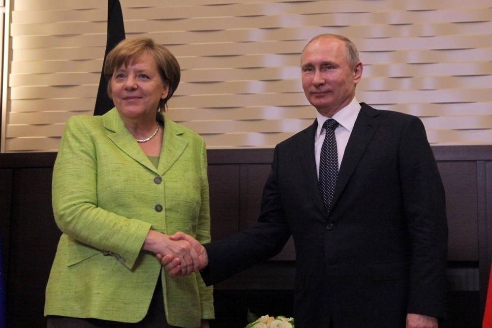 Путин и Меркель обсудили будущее &amp;#34;Северного потока-2&amp;#34;