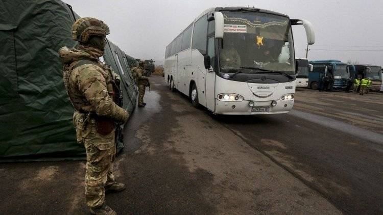 76 человек вернулись на Украину после обмена пленными