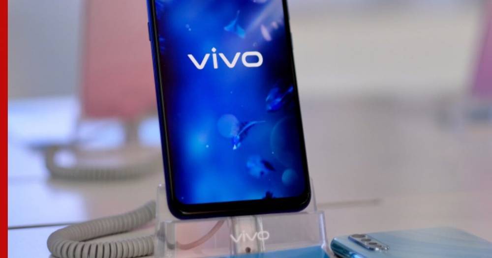 Vivo запатентовала смартфон с четырьмя селфи-камерами на передней панели - profile.ru - Китай