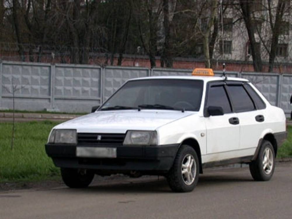 Новгородские полицейские за десять дней выявили 26 нелегальных такси