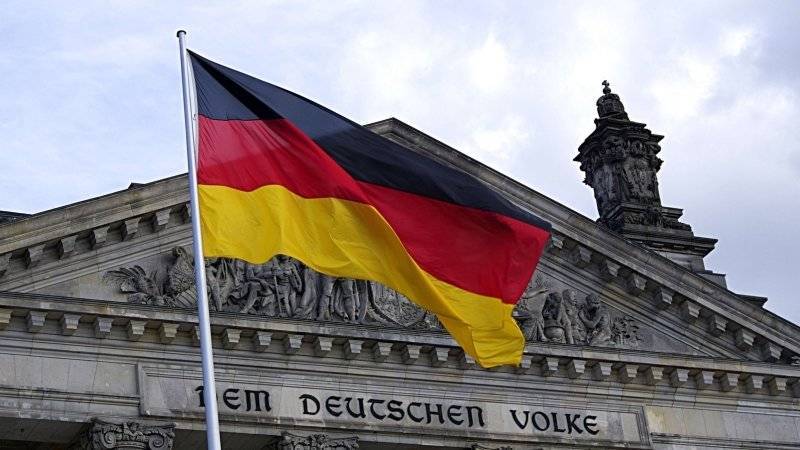 Бывший депутат Госдумы Шлегель назвал переезд в Германию личным делом его семьи