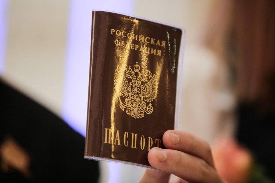 Полицейские задержали подозреваемого в использовании поддельного паспорта