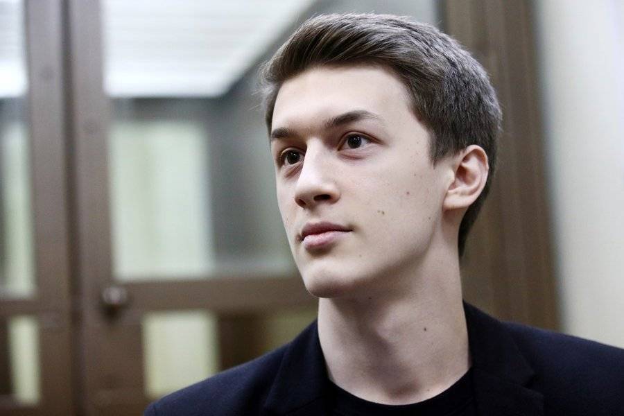 Обвиняемый в экстремизме студент ВШЭ не признал вину в суде