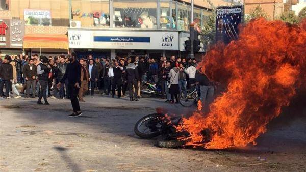 Лондонские правозащитники приписали иранскому протесту более 200 жертв
