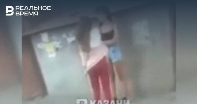 Девушки-подростки отхлестали сверстницу по щекам: прокуратура РТ поручила полиции разобраться