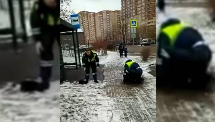 Напавшего с ножом на полицейского пешехода в Мытищах сняли на видео