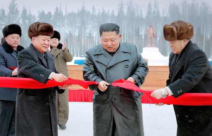 Ким Чен Ын открыл новый «город-утопию» в Северной Корее