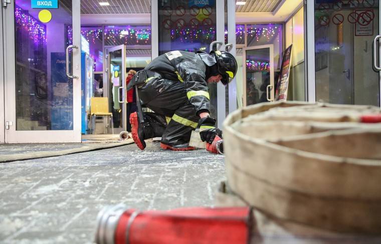 В мебельном центре Кемерово произошёл крупный пожар