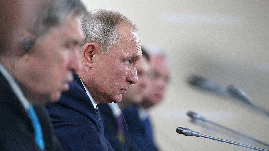 Путин назвал расширение границ НАТО угрозой для России
