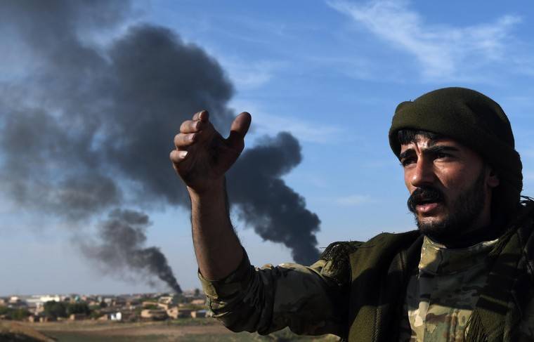 Курды объявили траур по жертвам атак турецкой армии и сирийских боевиков