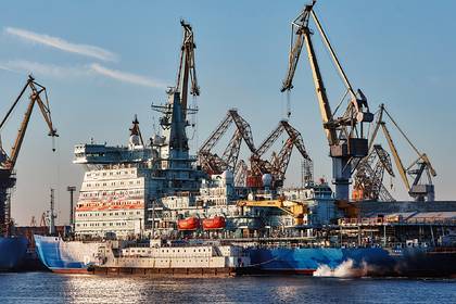 В России заложат третий ледокол проекта 22220
