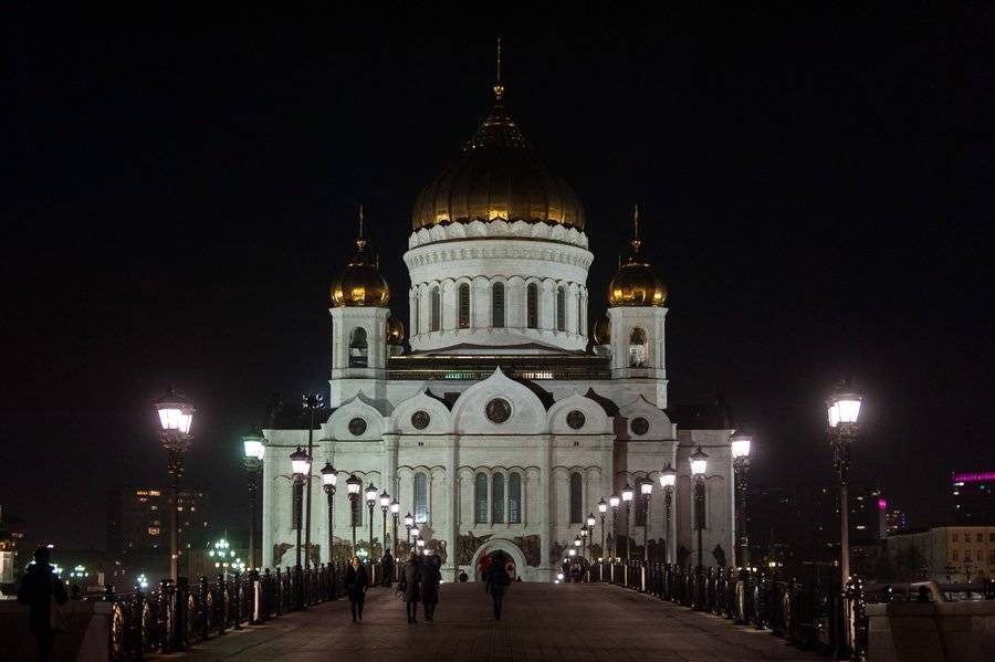 Храм Христа Спасителя "заминировали" в Москве