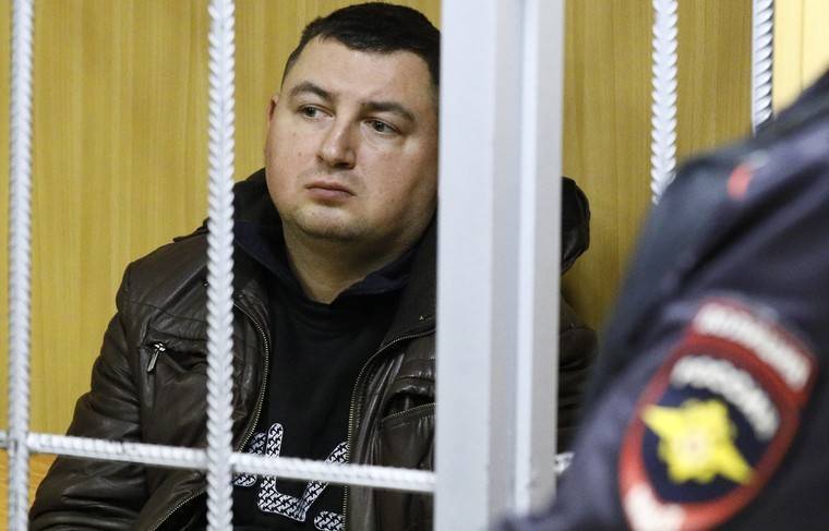 Врачи проверят психическое состояние стрелявшего в метро полицейского - news.ru