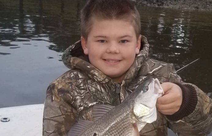 Отец случайно застрелил 9-летнего сына на охоте на День благодарения. Его семья пожертвовала органы и спасла 3 жизни