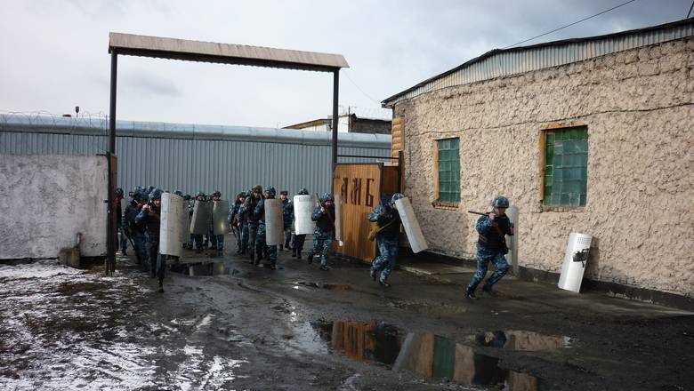 СК завел дело о пытках заключенного новосибирской колонии