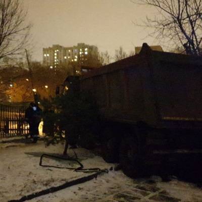 ДТП с трамваем в Москве спровоцировал водитель грузовика