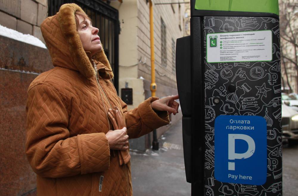 Парковка на улицах столицы будет бесплатной с 1 по 8 января