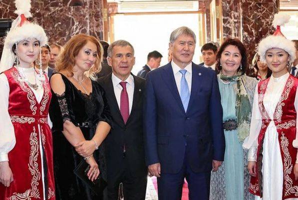 Кому подарил авто президент Минниханов: жене Атамбаева или диаспоре?