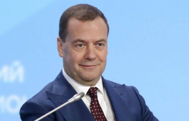 Медведев: Условия транзита газа через Украину устраивают всех
