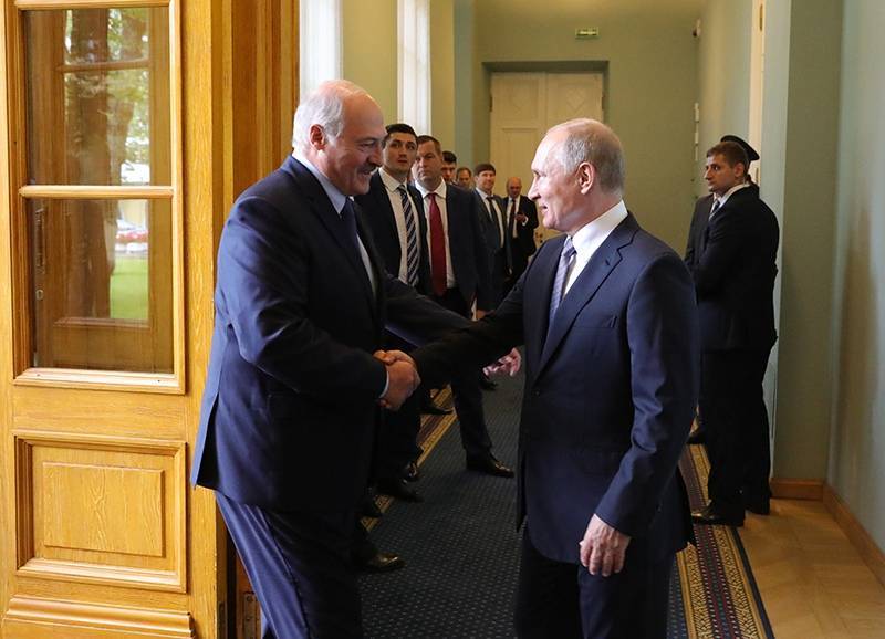 Путин и Лукашенко созвонились в преддверии Нового года