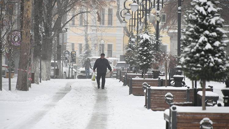 С Новым годом в Крым придет снег и штормовой ветер