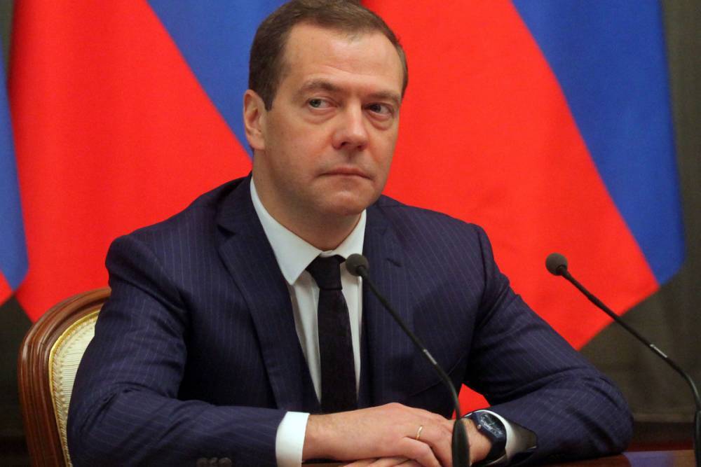 Медведев пожелал россиянам чувствовать себя как можно лучше