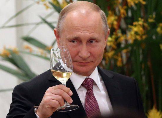 Владимир Путин поздравил граждан России с наступающим Новым годом